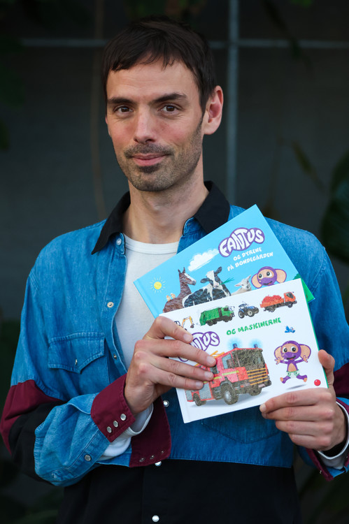 Næsheim, Knut and Stamp, Jørgen (ill.)