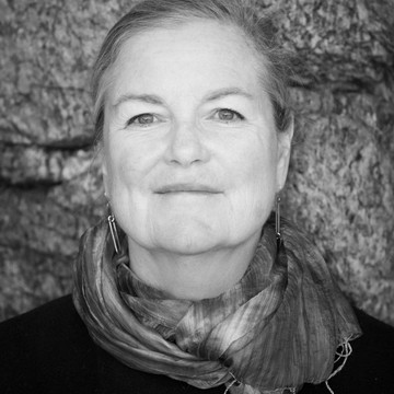 Photo of Lucy Moffatt