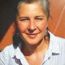 Photo of Pascale Mender